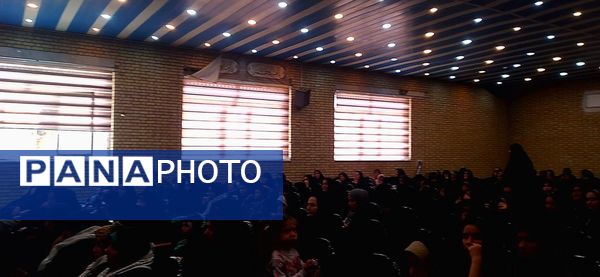  دوره توانمندسازی شورای پایگاه‌های بسیج در ملایر 