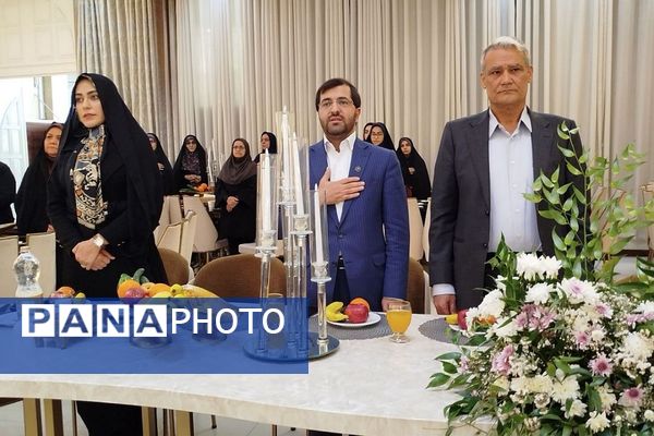  برگزاری مراسم تجلیل از معلمان و مدیران نمونه در ملارد