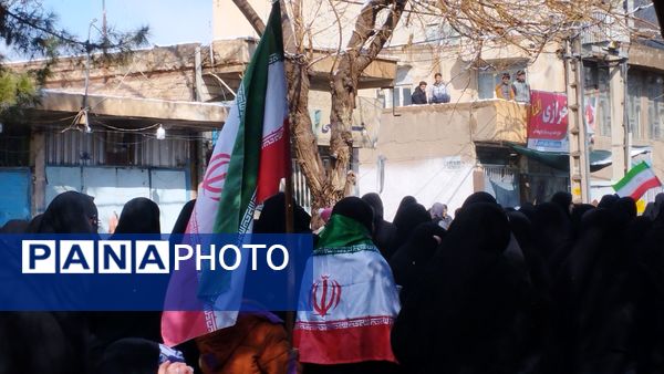 راهپیمایی یوم الله ۲۲ بهمن ماه در شهرستان خلیل‌آباد