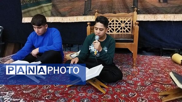 دم دمای اذان و قرائت آیاتی چند از قرآن 