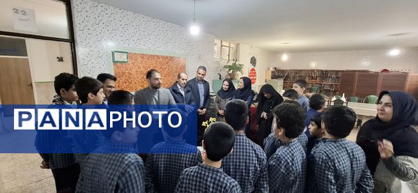 بازدید اعضای قطب کشوری انرژی‌های نوین از قطب استانی شهرستان‌های تهران