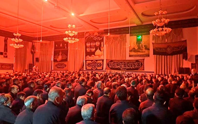 مراسم عزاداری شب هفتم ماه محرم در روستای نقاب شهرستان خلیل آباد