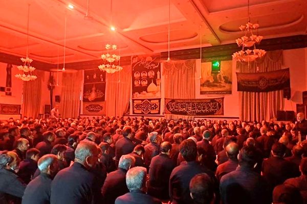 مراسم عزاداری شب هفتم ماه محرم در روستای نقاب شهرستان خلیل آباد