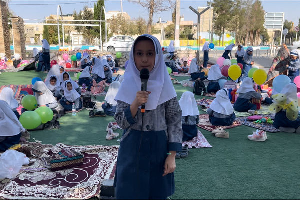 برگزاری جشن گرامیداشت هفته ملی و روز جهانی کودک در خاتم