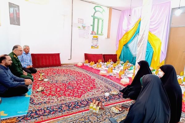 رزق کریمانه گروه جهادی شهید نعمتی به دست ۱۵۰ خانواده علی‌آباد رسید