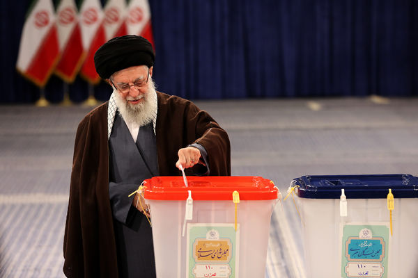 شرکت رهبر انقلاب در انتخابات ۱۴۰۲
