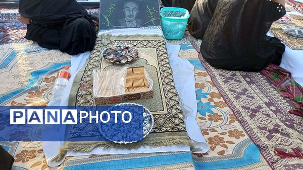 زیارت اهل قبور در غروب تاسوعای حسینی در روستای نقاب