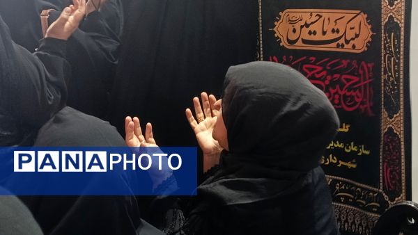 تشییع پیکر دو تن از شهدای جنگ تحمیلی رژیم صهیونیستی همزمان با مراسم تاسوعای حسینی ، در شهرستان ملارد