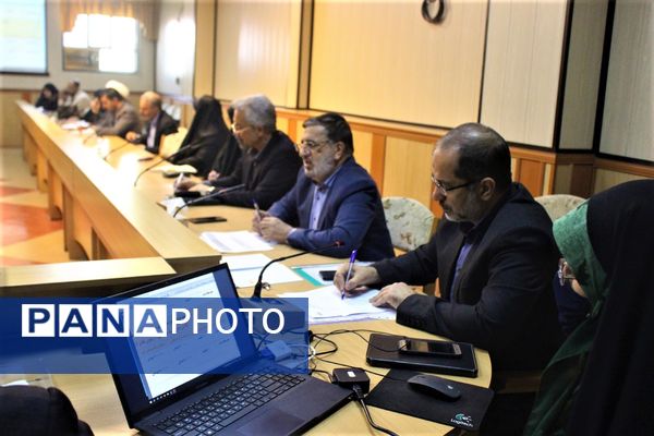 نشست شورای آموزش و پرورش شهرستان قم