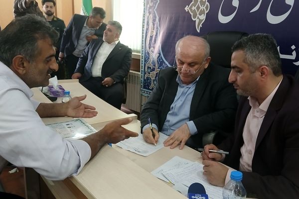 ملاقات مردمی استاندار مازندران با شهروندان محمودآباد