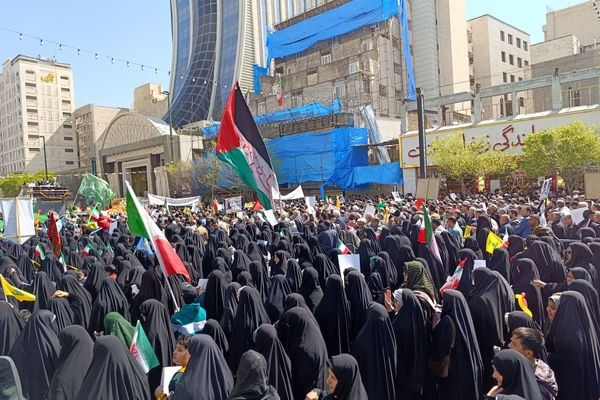 شرکت با شکوه مردم مشهد در راهپیمایی روز جهانی قدس