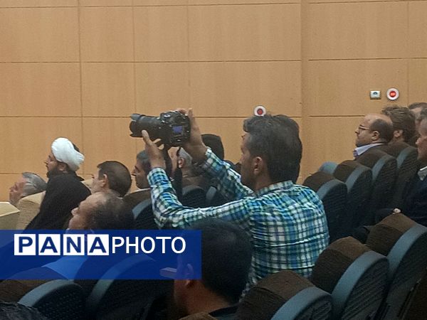 همایش و کارگاه های تبیین نهضت توسعه فضاهای آموزش و پرورش خراسان رضوی در نیشابور