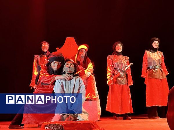 نمایش دختران آفتاب؛ دخترانی که راوی کربلا شدند