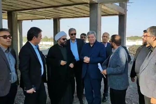  بازدید رئیس سازمان بهزیستی کشور از پروژه نهضت ملی مسکن مددجویان بهزیستی در کاشمر 