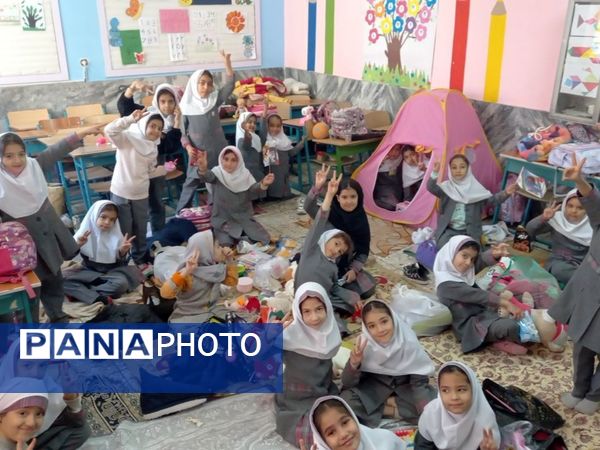 مراسم روز دانش آموز در دبستان دخترانه نرجس یک