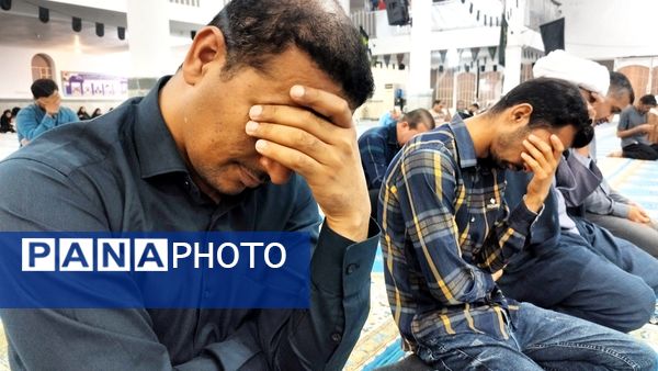 بر مشامم می‌‌‌رسد هر لحظه بوی کربلا