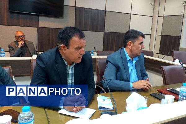 نشست شورای آموزش و پرورش ملارد به مناسبت هفته دولت 