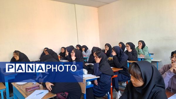 اجرای طرح «قاضی مدرسه» در دبیرستان دخترانه فاطمیه ناحیه یک کرج