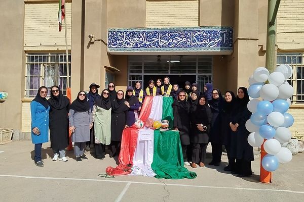 المپیاد ورزشی درون مدرسه ای در دبیرستان پیرایش یک