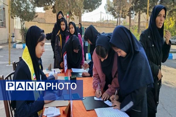 بیست و هشتمین دوره انتخابات شورای دانش آموزی  دردبیرستان شهیدمجیددهنوی نیشابور