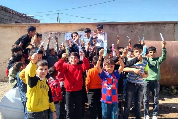 هر دانش‌آموز یک مسواک