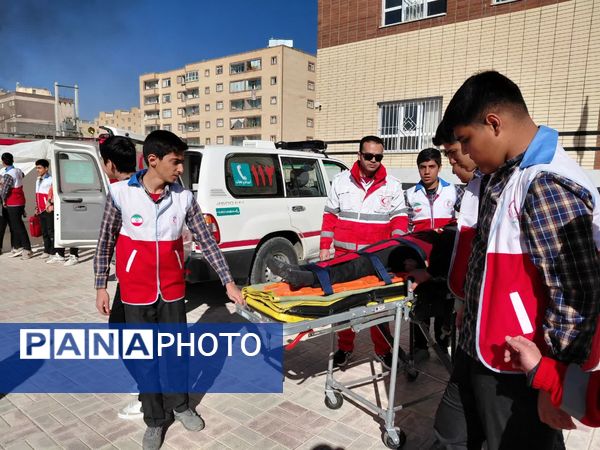 برنامه نمادین مانور زلزله در شهرستان بروجن