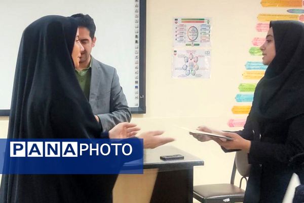 هنرهایی که نفس میکشند؛ با هنرمندی دانش‌آموزان دبستان امید بهارستان‌دو