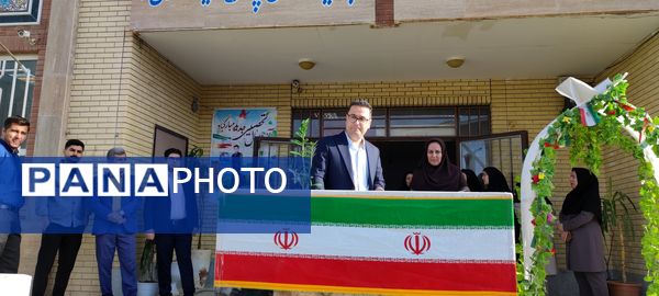 جشن آغاز سال تحصیلی جدید در مدرسه شهدای فرهنگی شهرستان شیروان