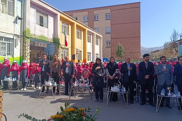 پروین اعتصامی، میزبان طرح سلامت دهان و دندان