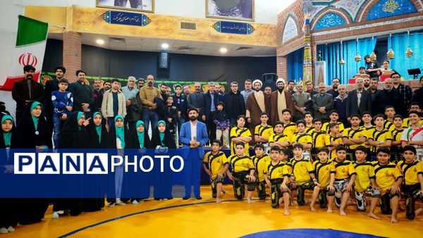 تشییع پیکر شهید گمنام در نیشابور