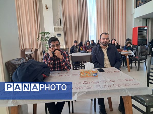 تجلیل از مربیان و معلمان پرورشی و خانواده شهدا در آشخانه