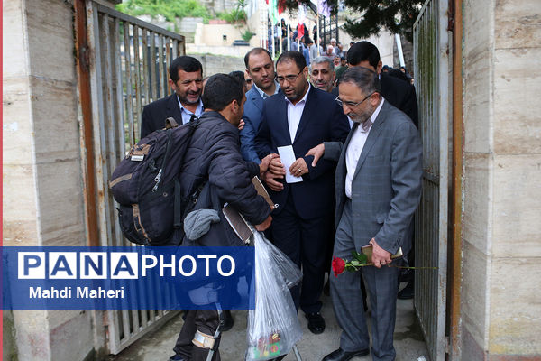 بازدید نماینده دولت و وزیر آموزش و پرورش از پروژه‌های عمرانی شهرستان سوادکوه