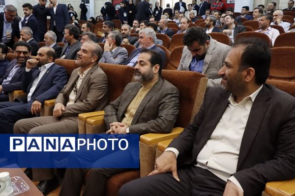 افتتاحیه نخستین کنفرانس ملی چالش‌های حاشیه‌نشینی و فرصت‌های بازآفرینی