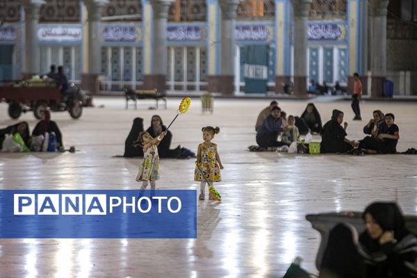 رصد زیباترین خسوف قرن از آسمان مسجد جمکران