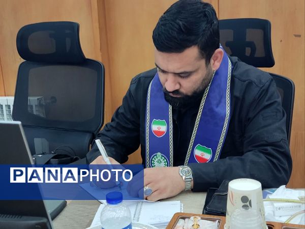 نشست هم‌اندیشی مسئولان سازمان دانش‌آموزی استان فارس روز دوم