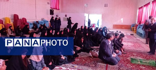 آیین تجلیل از برگزیدگان مسابقات و جشنواره ها در خلیل آباد