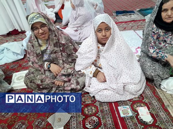 برگزاری مراسم معنوی اعتکاف مادر و دختری در مسجد امام حسن(ع) گالیکش