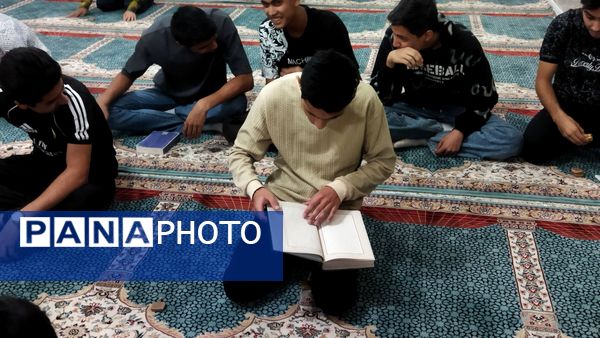 انس با قرآن در دبیرستان شاهد ابوذر غفاری 