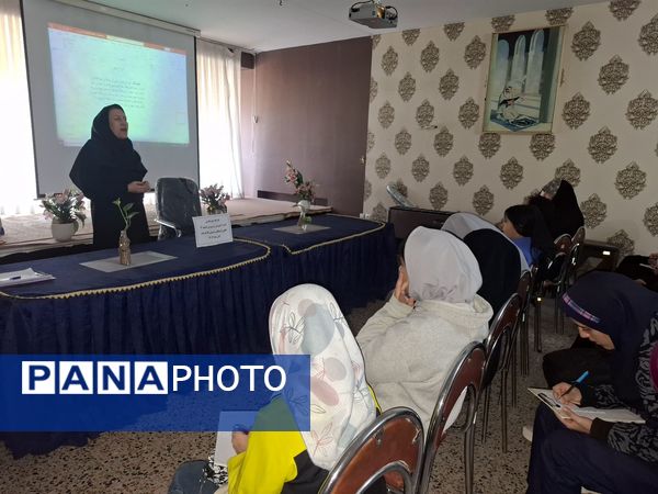 جلسه سوم دوره الفبای خبرنگاری ناحیه سه 