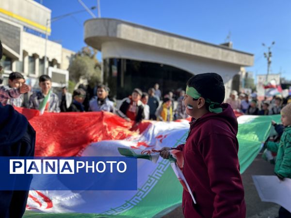 راهپیمایی ۱۳ آبان مدرسه شهید رجایی یک بجنورد