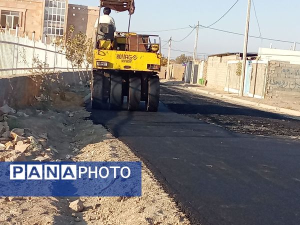 آغاز عملیات آسفالت ریزی در روستای درخت سنجد 