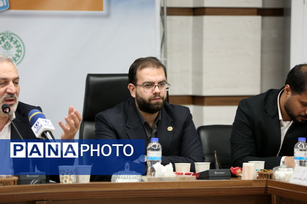 نشست اعضای کارگروه تدوین سند دوازدهمین دوره مجلس دانش‌آموزی جمهوری اسلامی ایران 