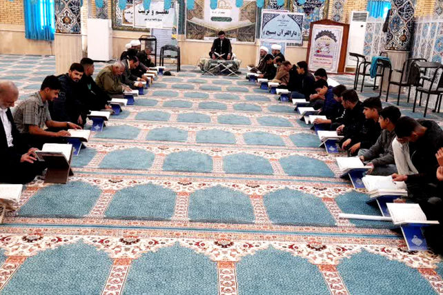آیین اختتامیه مسابقات قرآنی چلچراغ آیه‌ها در شهرستان دره‌شهر