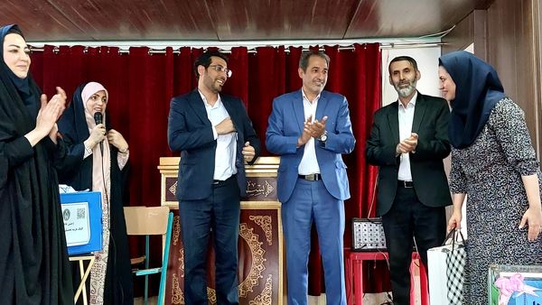 جشن عاطفه‌ها در مدارس منطقه ۵؛ جلوه‌ای از همدلی برای حمایت از دانش‌آموزان نیازمند