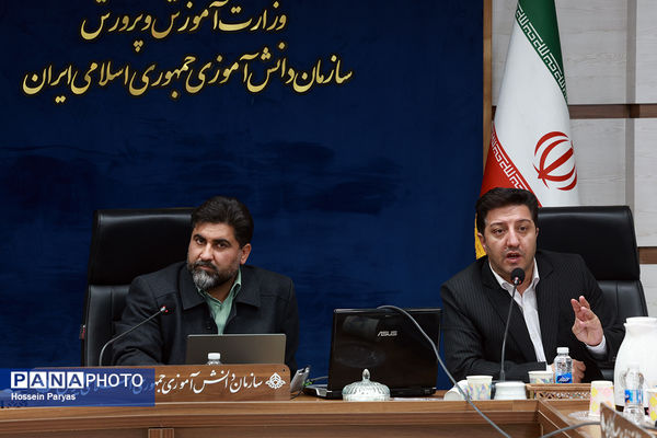 نشست تخصصی معاونان مالی سازمان دانش‌آموزی استان‌های سراسر کشور