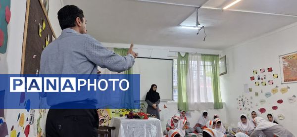 ویژه برنامه روز جهانی کودک در دبستان نخبگان شهید نصرت الدین