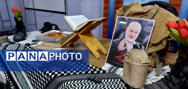 کلاس آمادگی و دفاعی با رنگ و بوی شهدا در دبیرستان فاطمیه