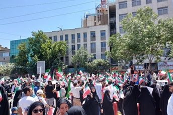 راهپیمایی جمعه خشم و نصر در مشهد مقدس