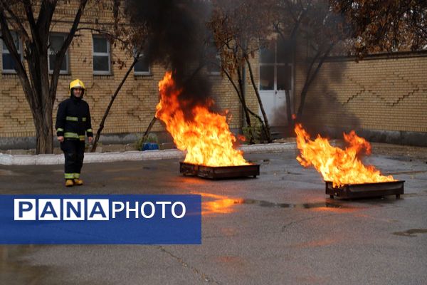 بیست و هفتمین مانور سراسری زلزله در آذربایجان شرقی