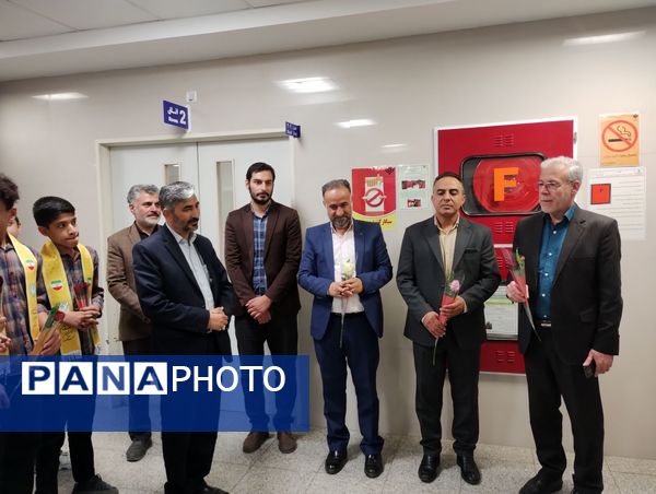 دانشآموزان پیشتاز همدانی، بهارِ میلاد حضرت زینب (س) را با تجلیل از پرستاران بیمارستان بعثت جشن گرفتند